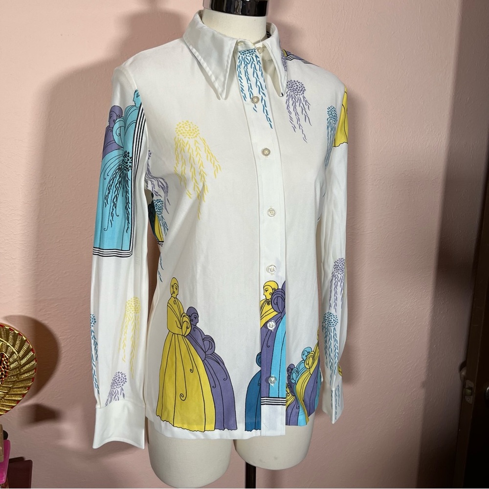 Vintage 1970 Mod Art Deco Lady Print Dagger collar Blouse - Picture 7 of 17